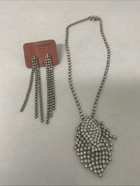 Discovery of California necklace and earrings